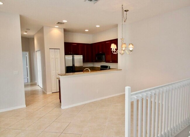 Building Photo - 4930 Bonsai Cir