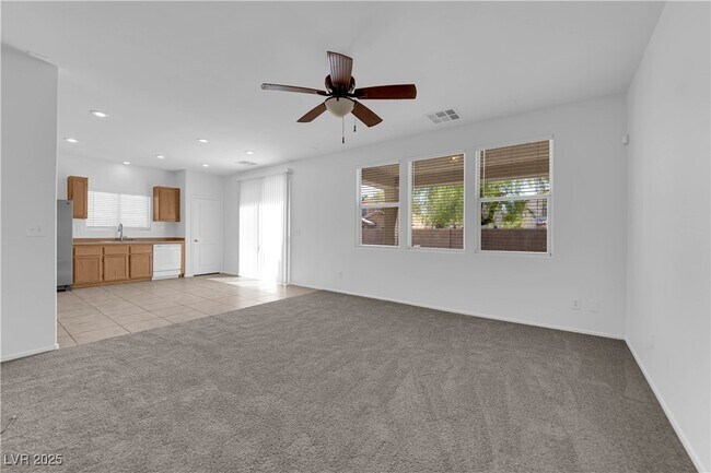 Foto del edificio - 6236 Halstead Ct