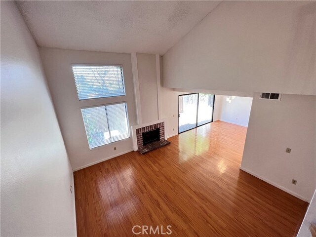 Foto del edificio - 1119 Loxley Pl