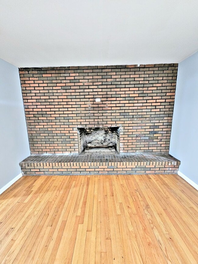 Building Photo - HOUSE FOR RENT - DECATUR