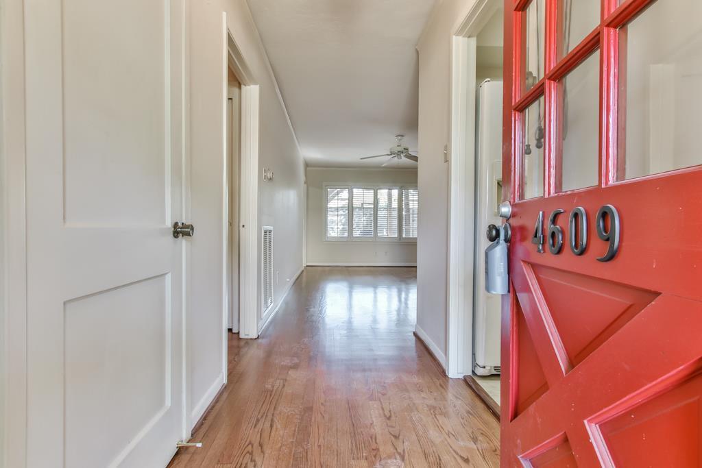 Primary Photo - 4609 Braeburn Dr