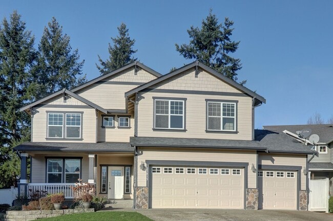 Foto del edificio - Well Maintained House Tucked Away on Dead-End Street Available!