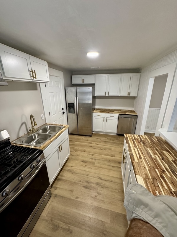 Foto del edificio - 1107 N Martin Luther King Jr Blvd.