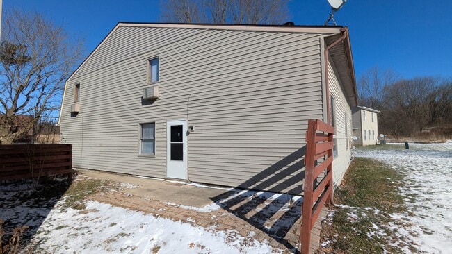 Building Photo - MN Cedar Village (857)