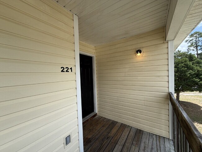 Foto del edificio - Apartment For Rent