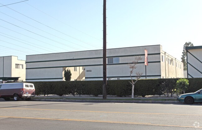 Park Parthenia Apartments Northridge Ca Building Photo Park Parthenia