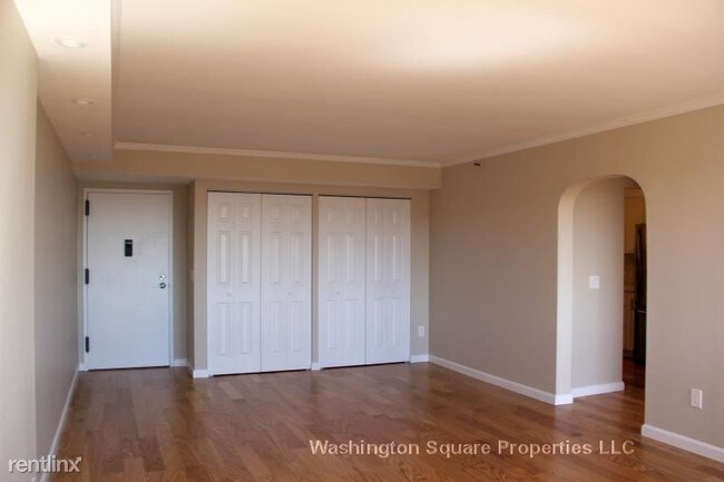 Foto del edificio - 1731 Beacon St