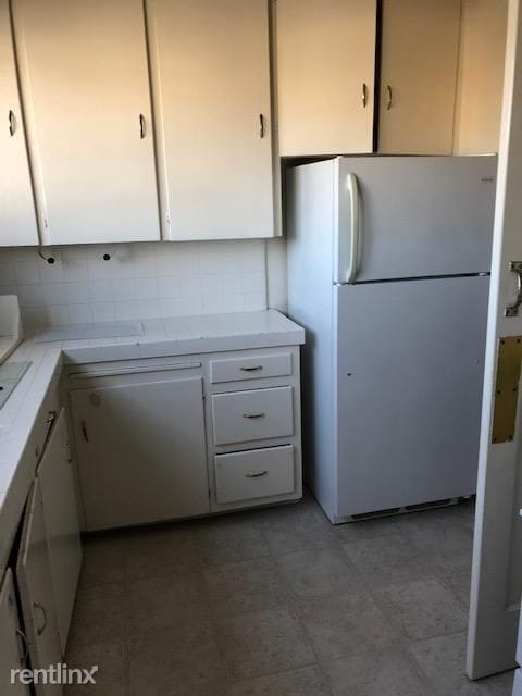 Building Photo - 2 br, 1 bath Apartment - 4030 lincoln