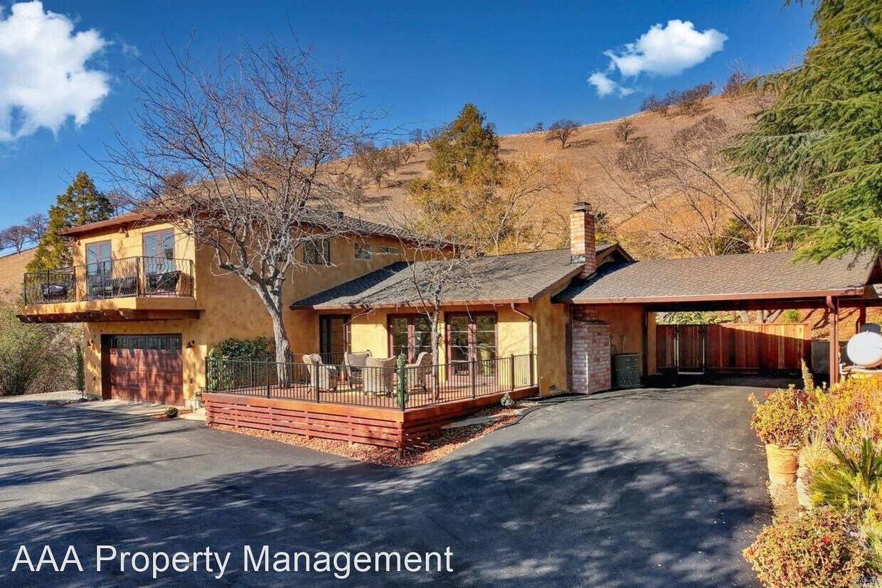 Primary Photo - 4 br, 2.5 bath House - 8425 Marsh Creek Road