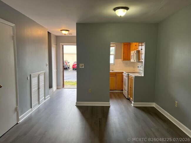 Foto del edificio - 20 SW 108th Ave