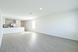 Building Photo - 6847 Flowering Ginger Ln