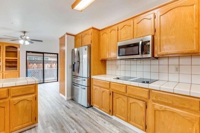 Foto del edificio - 431 Paul Dr