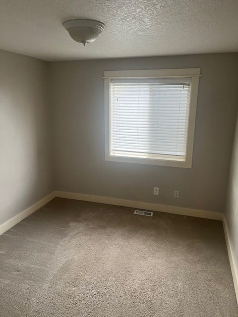 Building Photo - 16062 SW Red Clover Ln.