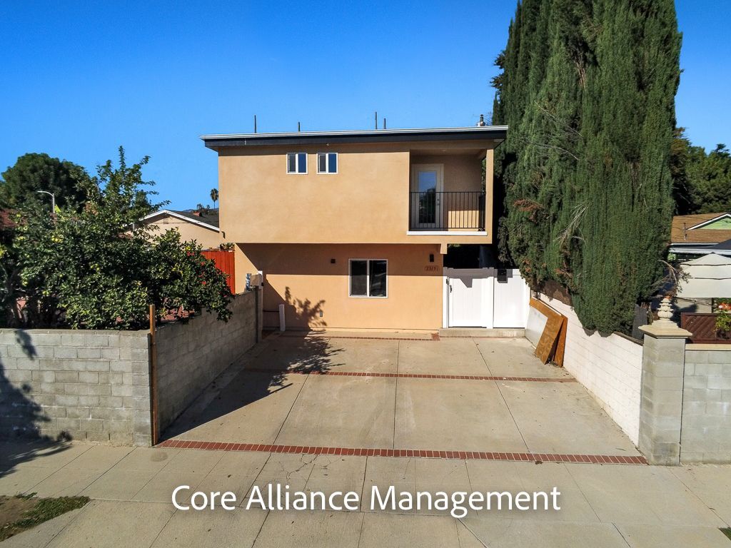 Foto principal - 23291 Haynes St