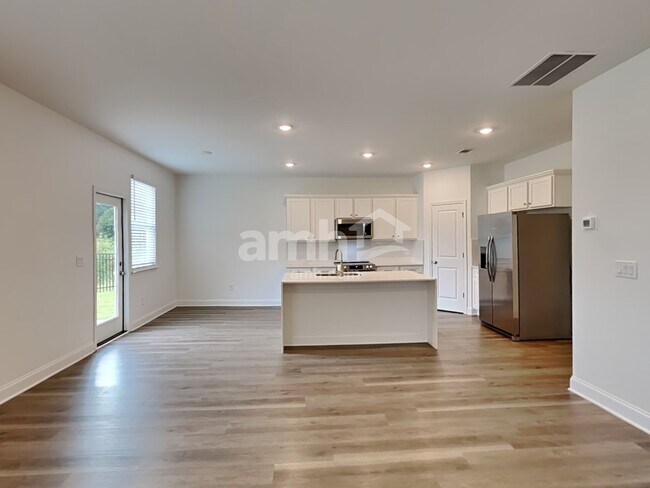 Foto del edificio - 12 Hickory Pointe Rd