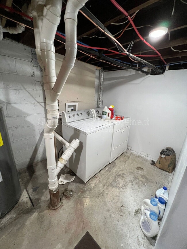 Foto del edificio - 2536 Adams Ave