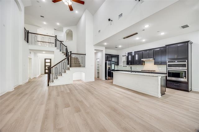 Building Photo - 2100 Creekbluff Ct