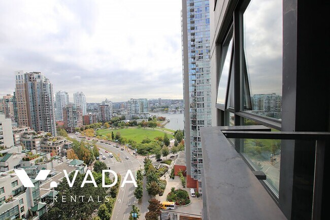 Photo du bâtiment - Azura 1 Bedroom Apartment For Rent 2007-14...