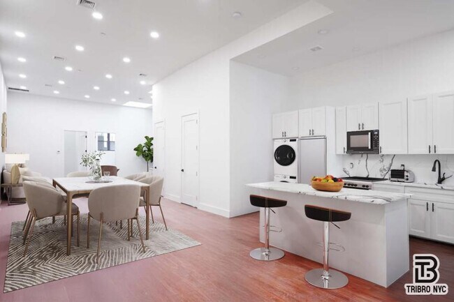 Building Photo - 2 bedroom in BROOKLYN NY 11211