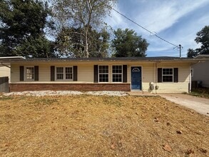 Building Photo - 3219 W Latoka St