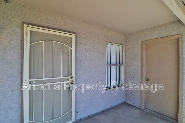 Photo - 1625 N Date Apartment