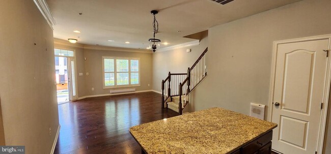 Foto del edificio - 23552 Hopewell Manor Terrace