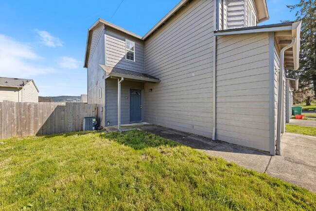 Foto del edificio - Newly Remodeled 3 bedroom Home