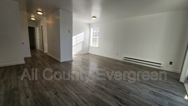 Foto del edificio - 540 Burnett Ave S