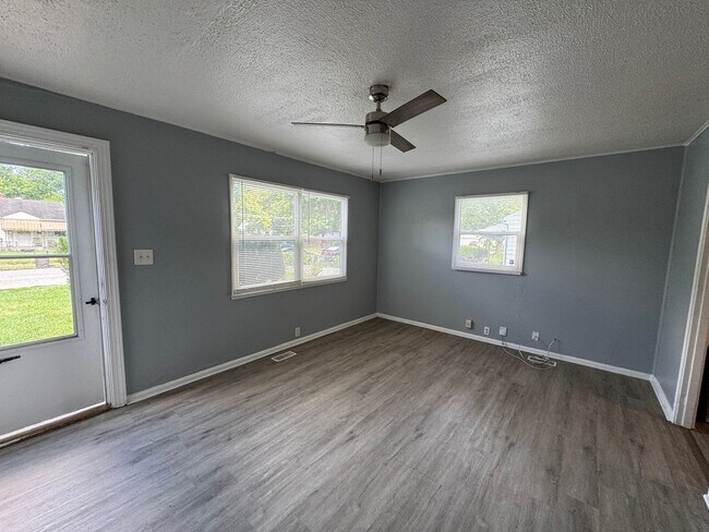 Foto del edificio - Eagledale 3 Bedroom 1 Bath