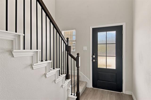 Foto del edificio - 810 Honeydew Ln