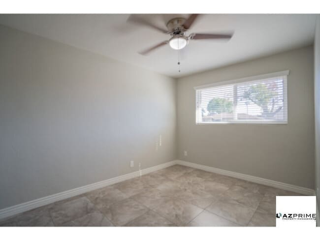 Building Photo - Gorgeous 3/2 Phoenix Home ?? Spacious, Sty...