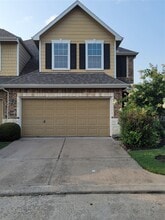 Building Photo - 14202 Silver Hollow Ln