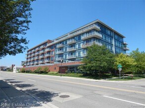 Building Photo - 101 Curry Ave
