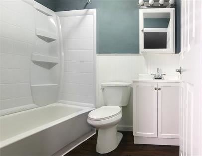 Building Photo - 320 Forest Park Dr