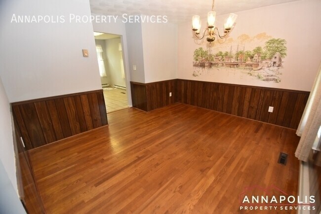 Building Photo - 843 Harbor View Terrace