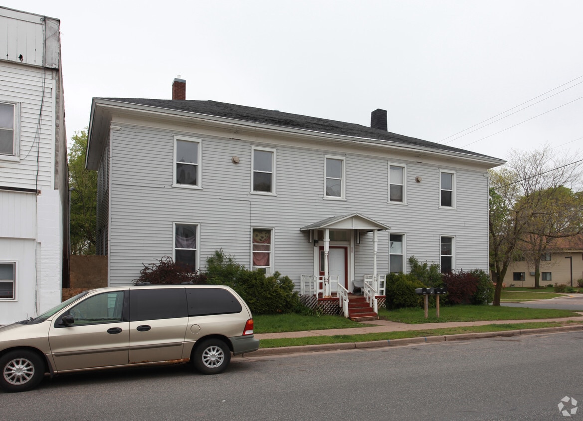 Building Photo - 436 N Barstow St