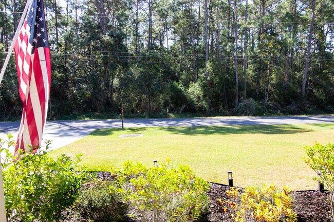 Foto del edificio - 8174 Miranda St