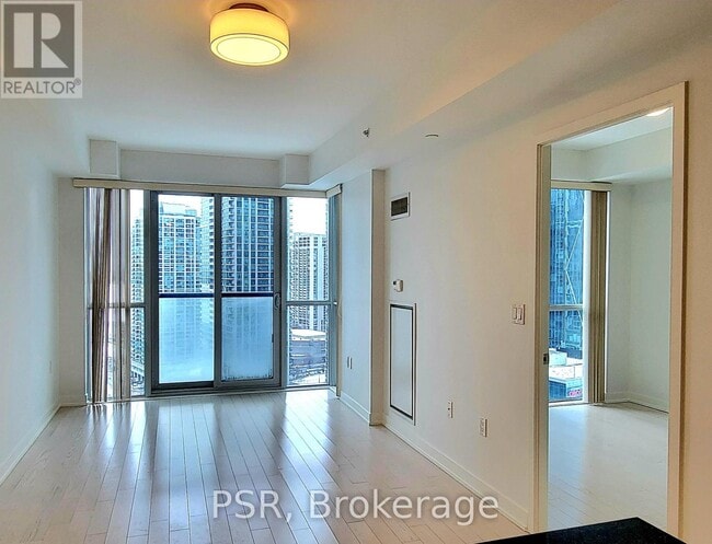 Building Photo - 1 The Esplanade