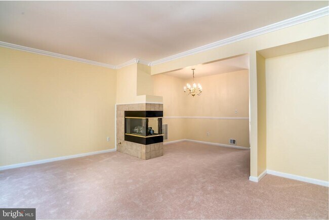 Foto del edificio - 5552 Jowett Ct