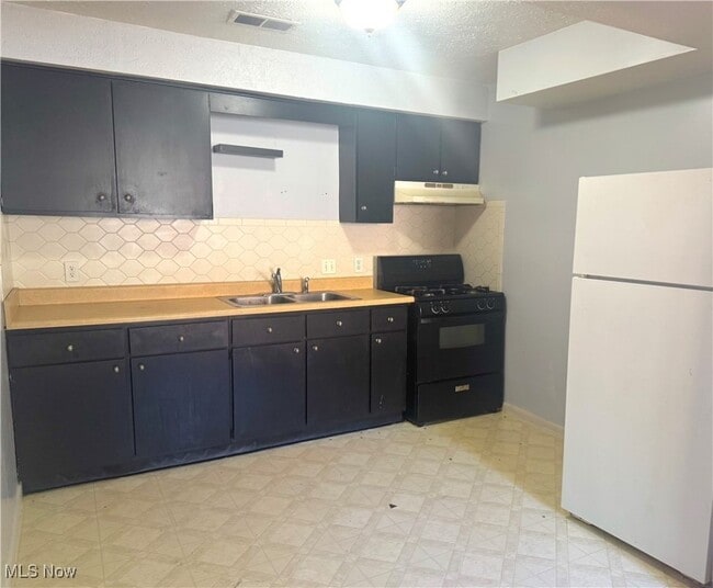 Foto del edificio - 1803 Cromwell Dr