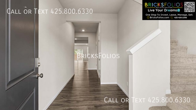 Building Photo - 4039 Hyde Lp NE