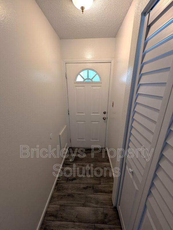 Building Photo - 6721 E McDowell Rd