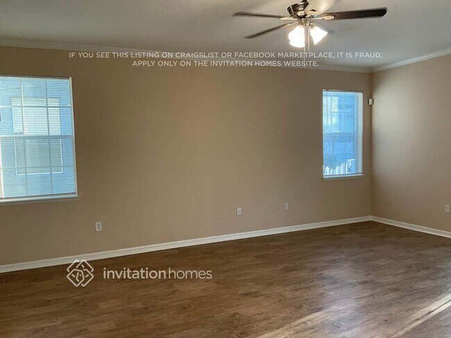 Foto del edificio - 14824 Cedar Branch Way