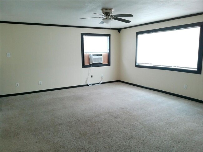 Building Photo - 610 Don Patricio Unit A - 2/Bed 1/Bath $97...