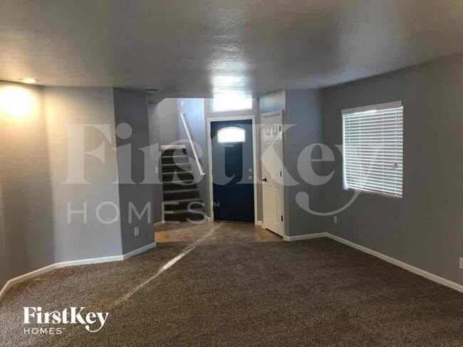 Foto del edificio - 7404 Fencerow St