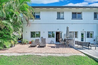 Building Photo - 2724 Treasure Cove Cir