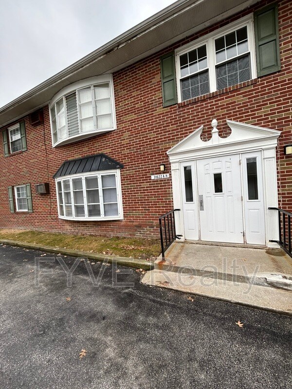 Primary Photo - 31622 N Marginal Dr
