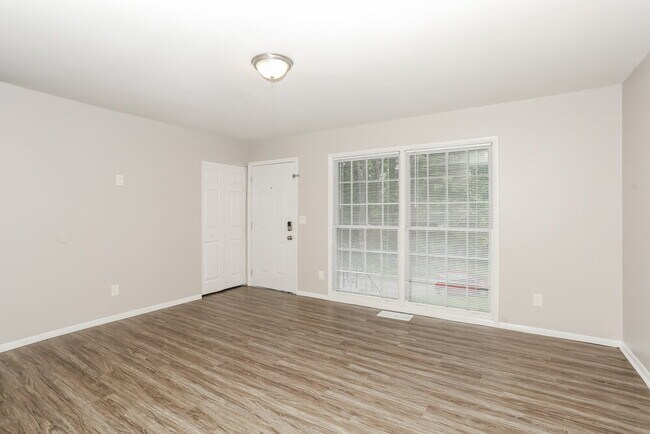 Building Photo - 4337 Brookside Dr