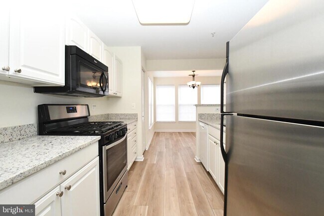 Building Photo - 7514 Snowpea Ct