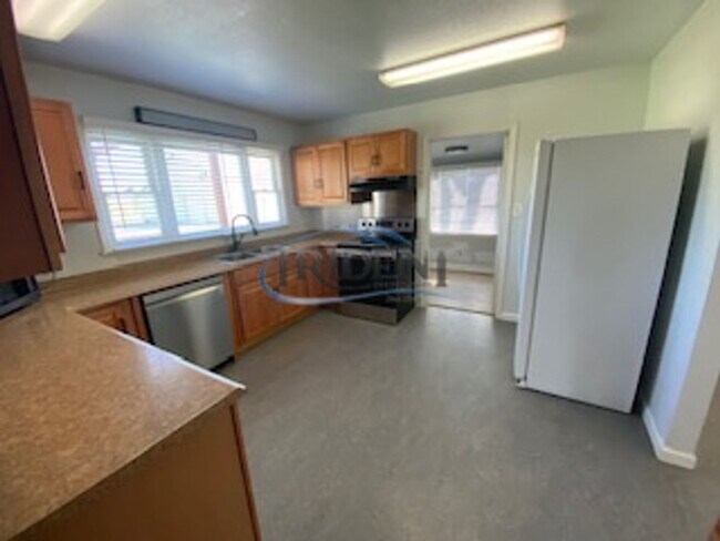 Foto del edificio - Country Home with Shop